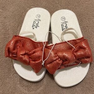 Toddler Simply Petals Slides Sandals Size 7/8